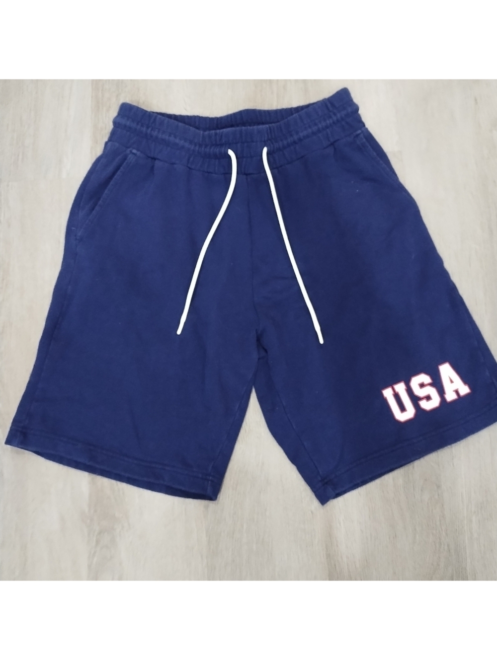 H&M Mens Shorts. Size small